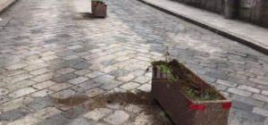 Vandali in azione a Polistena. Il sindaco: “Siete la feccia della società” item-thumbnail