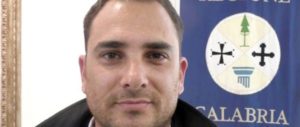 Emergenza coronavirus, il consigliere regionale Crinò dona seimila euro per le famiglie della Locride in difficoltà item-thumbnail