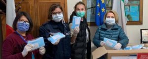 La commerciante cinese Monica dona mascherine al comune di Caulonia item-thumbnail