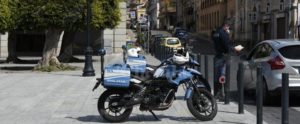 Coronavirus: non si ferma ai controlli di polizia a Reggio Calabria e viene arrestato item-thumbnail