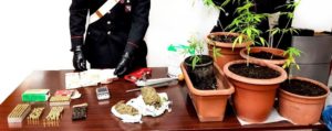 Detenzione illegale di armi, munizioni e sostanze stupefacenti. 2 persone in manette item-thumbnail