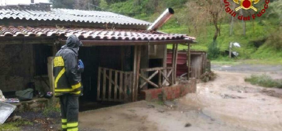 Esondazioni e smottamenti, la terribile notte della Calabria