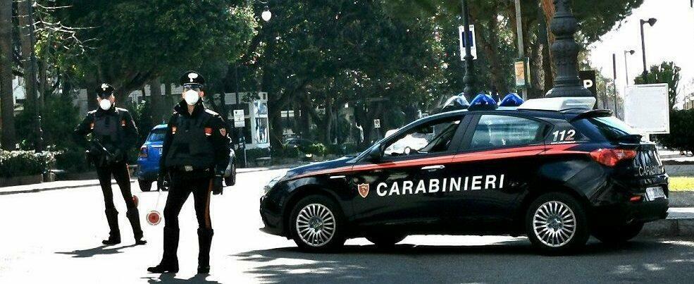 Spari contro l’ingresso di un ristorante, arrestato il presunto autore