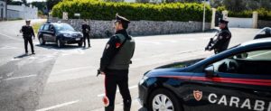 Trasportavano droga in auto, arrestati due fratelli item-thumbnail