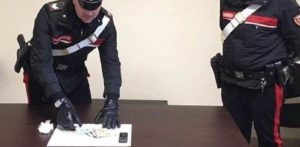 Sull’autocertificazione scrive che deve acquistare la cocaina. Arrestato rosarnese item-thumbnail