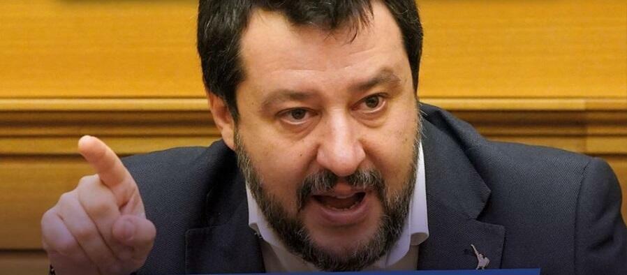 Salvini propone di premiare i disonesti