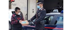 Scuole chiuse: in Calabria i carabinieri consegnano tablet agli studenti item-thumbnail