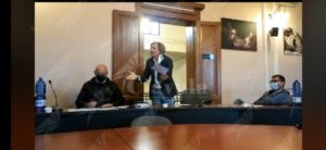 Officina delle Idee: “Ennesimo sopruso di Tucci verso i lavoratori del comune di Caulonia” item-thumbnail