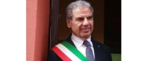 Il sindaco di Monasterace: “Molti utenti non differenziano i rifiuti. Per individuare i trasgressori è necessario l’uso di sacchi trasparenti” item-thumbnail