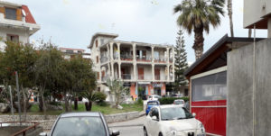 Caulonia, multe in via Largo Castelvetere. Giuste o no? item-thumbnail