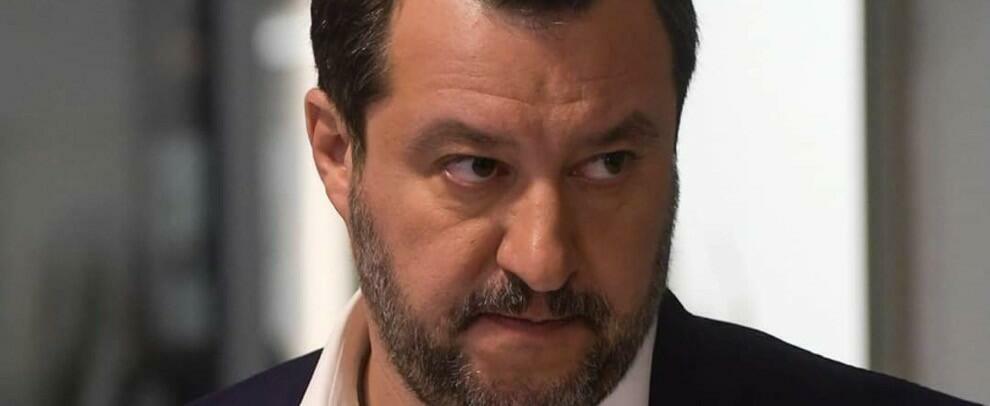 Sudisti Italiani, Matteo Salvini: “…Senti che puzza stanno arrivando i napoletani”