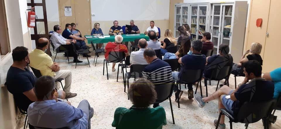 Caulonia, incontro per il piano spiaggia