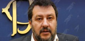 Le menzogne di Salvini per difendere Fontana item-thumbnail
