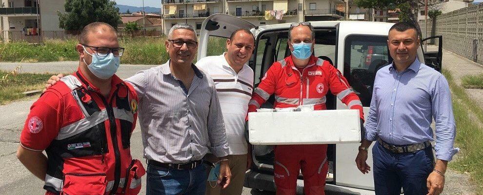 Solidarietà a Sant’Ilario dello Jonio, donati pasti alle famiglie in difficoltà