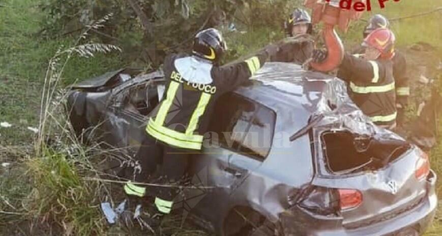 Terrificante incidente sulla strada statale 106