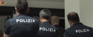 Dalle estorsioni ai commercianti all’imposizione di beni e servizi: svelato il business della cosca Serraino item-thumbnail