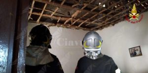 Calabria: crolla il controsoffitto di un appartamento. Un ferito item-thumbnail
