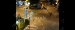 Gare notturne di impennate con gli scooter (truccati) per le strade di Caulonia marina – video item-thumbnail