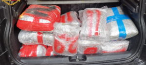 Sorpresi con 55 kg di hashish e marijuana, arrestati item-thumbnail
