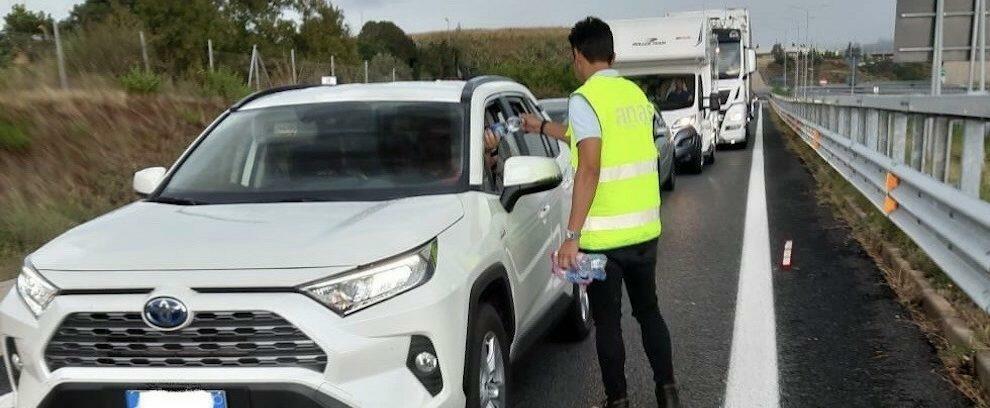 Esodo estivo, anche oggi si segnalano oltre 3 ore di attesa per gli imbarchi verso la Sicilia