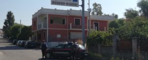 Maltrattamenti in famiglia, lesioni e violenza sessuale ai danni della moglie e dei figli: divieto di avvicinamento per il marito item-thumbnail