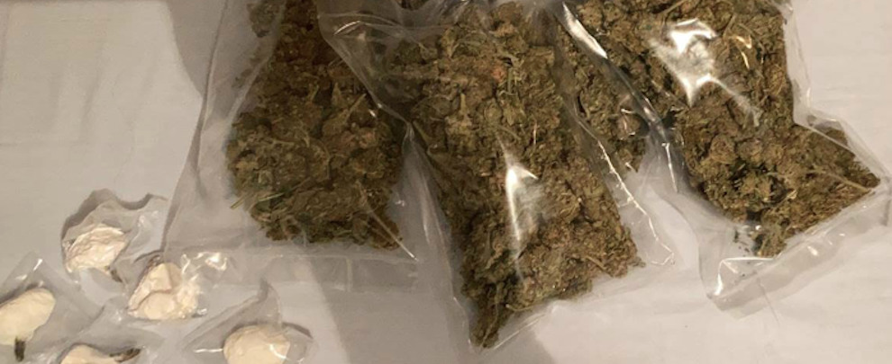 Calabria, beccate due persone con 60gr di cocaina e mezzo kg di marijuana