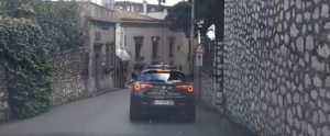 Beccato in casa con piante di marijuana ed una serra “indoor”: denunciato item-thumbnail