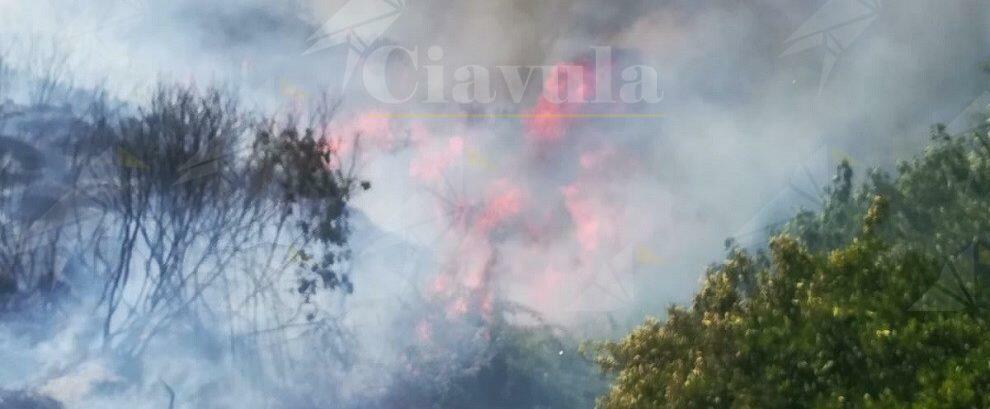 Incendio a Stilo, interviene la protezione civile di Caulonia