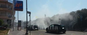 Furgone prende fuoco al centro di Caulonia marina item-thumbnail