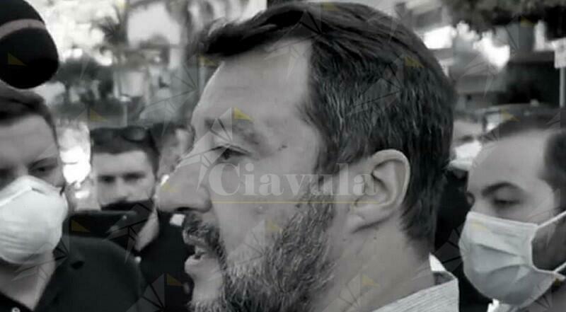 La faccia tosta di Salvini che chiede il voto al sud