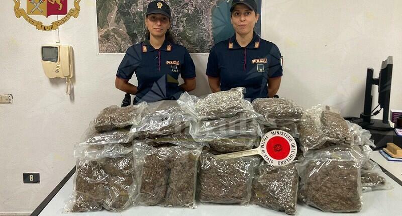 Calabria: sequestrati 20 kg di marijuana