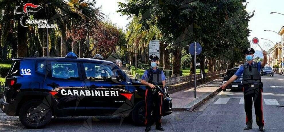 Calabria, 70enne ferito a colpi di arma da fuoco