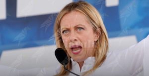 Molti esponenti di Fratelli d’Italia arrestati per vicinanza alla criminalità. Ma la Meloni non si dimette item-thumbnail