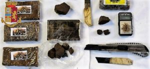 Sorpreso con oltre 800 grammi di hashish, arrestato item-thumbnail