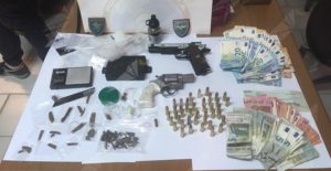 Trovato in possesso di armi e droga, arrestato pregiudicato item-thumbnail