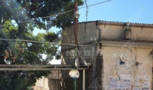 Focà di Caulonia, lampione rotto da 3 anni item-thumbnail