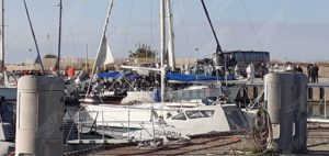 Sbarco in corso a Roccella, circa 100 persone su un veliero item-thumbnail