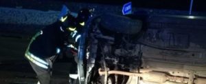 Incidente in Calabria: auto si ribalta, il conducente rimane incastrato item-thumbnail