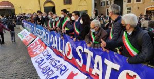 Anci Calabria e sindaci calabresi: “Siamo molto soddisfatti dell’incontro con il Presidente Conte” item-thumbnail
