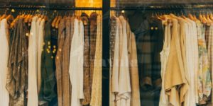 Calabria: Sorpresa a rubare in due negozi di abbigliamento, arrestata item-thumbnail
