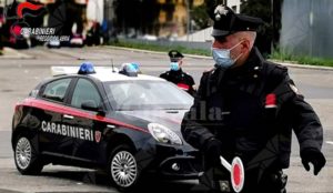 Gioia Tauro, controlli anti-covid dei carabinieri. Multate 28 persone per un totale di 7.800 euro item-thumbnail