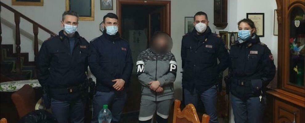 Calabria, vagava in preda alla disperazione. I poliziotti le pagano l’albergo e le trovano un lavoro