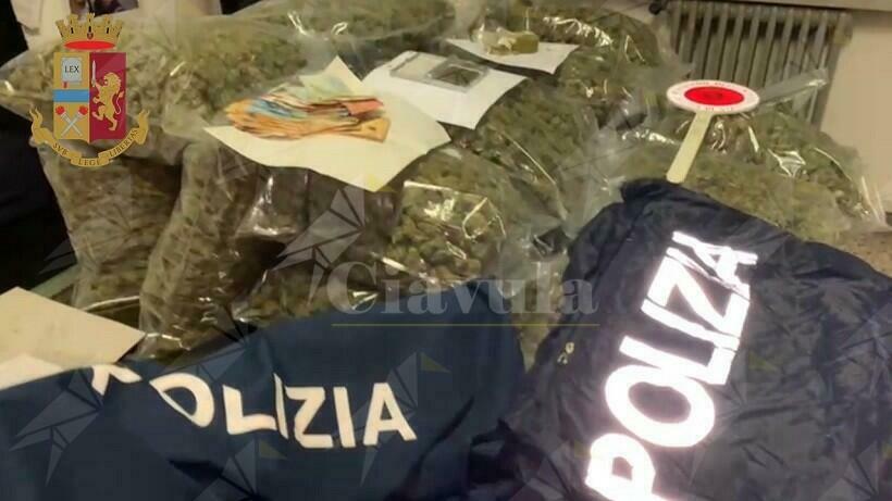 Nasconde 34 kg di marijuana nel fienile, arrestato