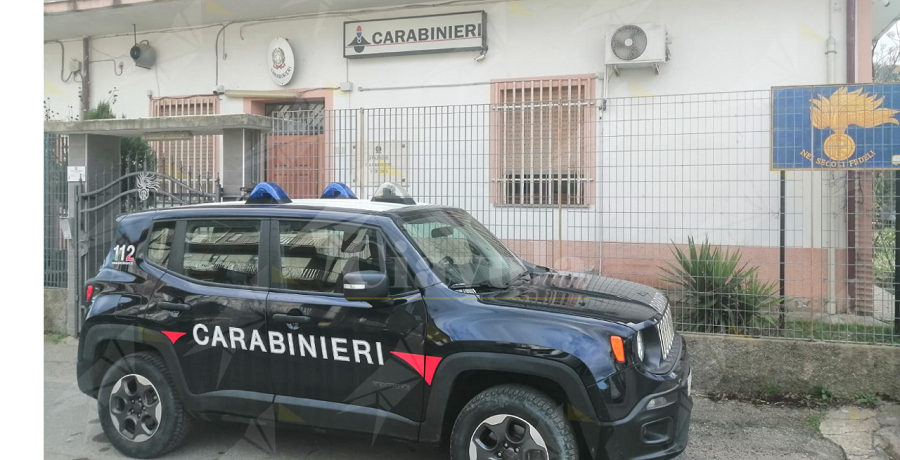 Caulonia, lite tra due donne. Intervengono i carabinieri