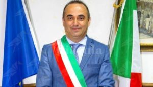 Ex sindaco di Guardavalle dopo lo scioglimento per mafia: “Tuteleremo la nostra dignità” item-thumbnail