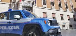 Calabria: Tenta di superare la prova teorica degli esami di guida barando con l’aiuto del fratello, denunciati item-thumbnail