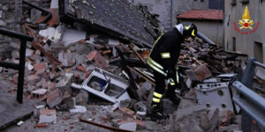 Esplode una casa per una fuga di gas, non ci sono vittime item-thumbnail