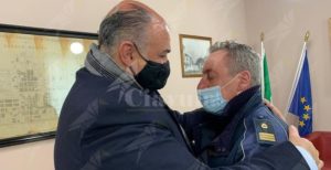 Dopo il covid torna al lavoro il Maresciallo della Polizia locale di Locri item-thumbnail