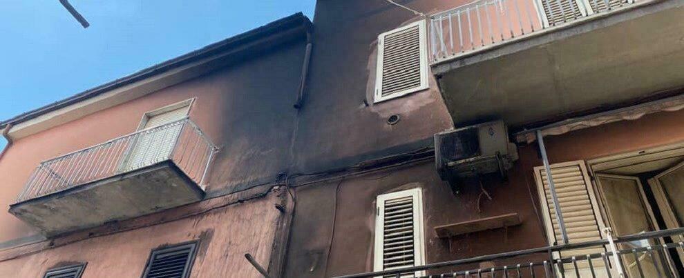Incendiate due auto in Calabria, danni anche alle abitazioni