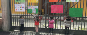 Alcune mamme di Caulonia protestano per la chiusura della scuola item-thumbnail